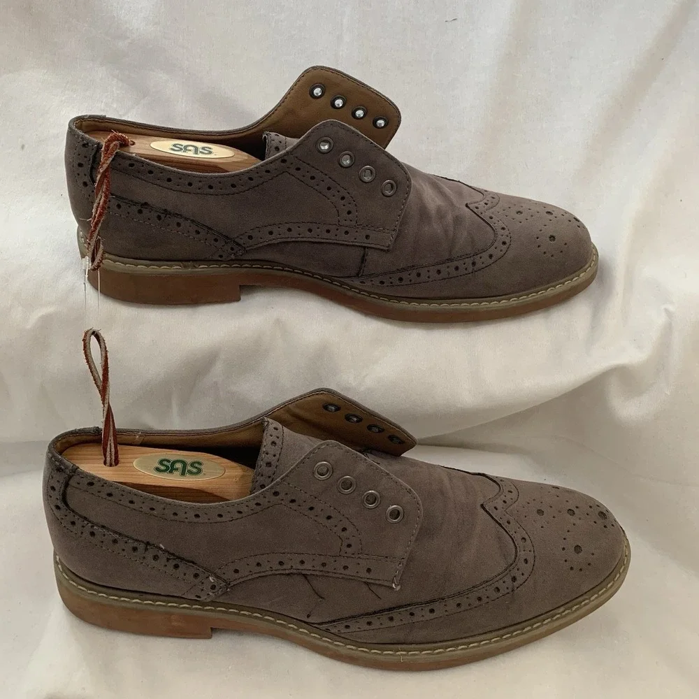 ALFANI Men's Dress Shoes Size 9 MANMADE AND TEXTILE LINING.